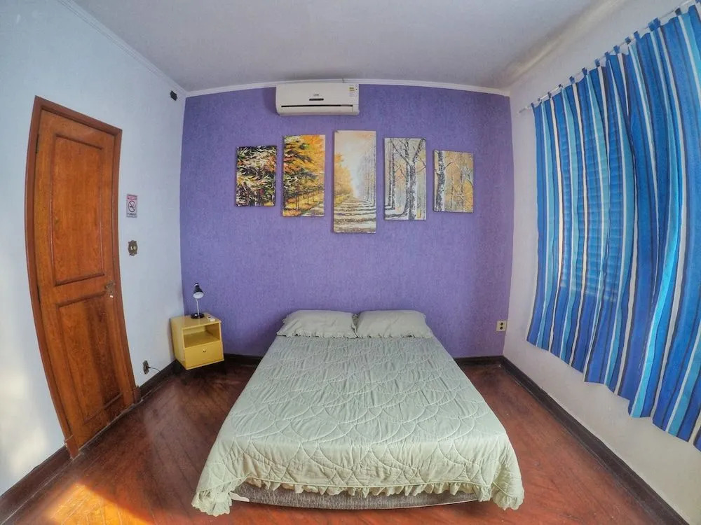 Red Monkey Hostel: Água Branca