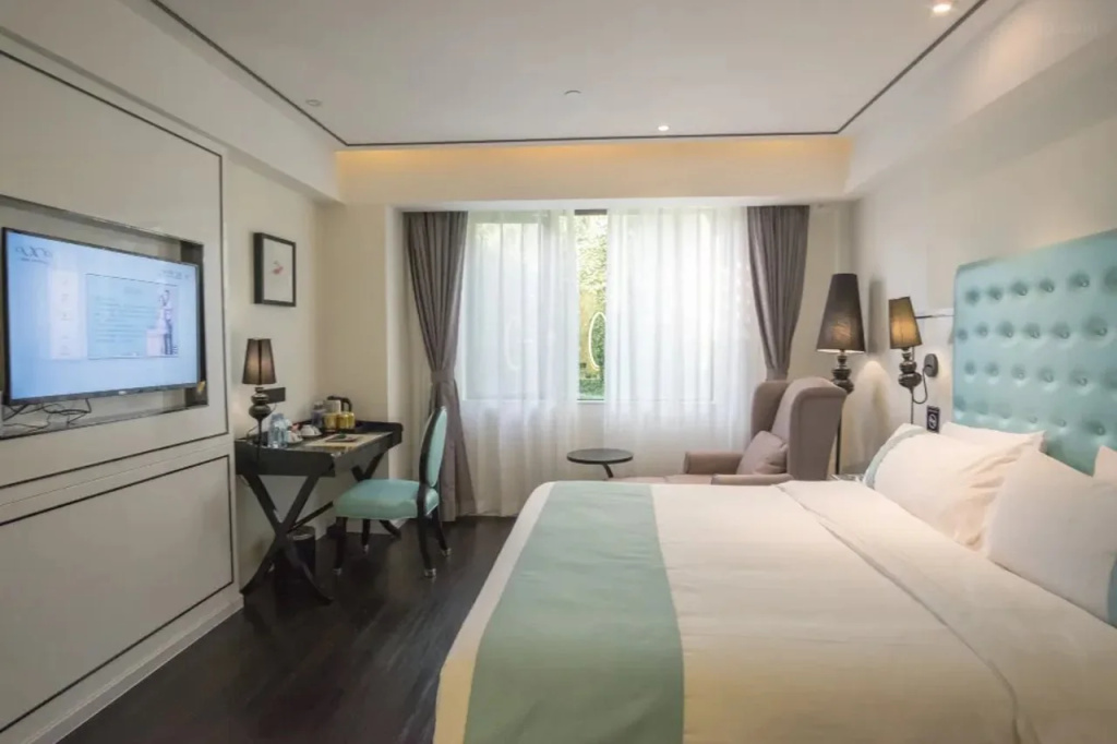 XANA LITE Hotel Shixi Metro Station