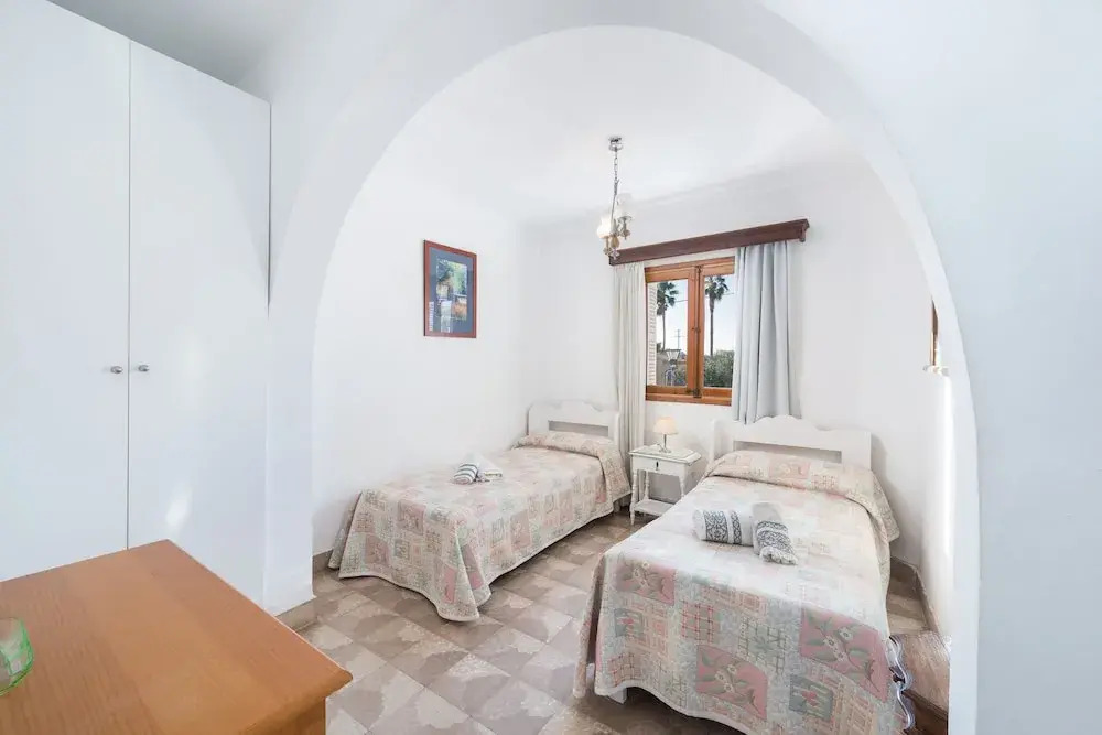 Xarus 2 in Alc dia With 4 Bedrooms and 2 Bathrooms