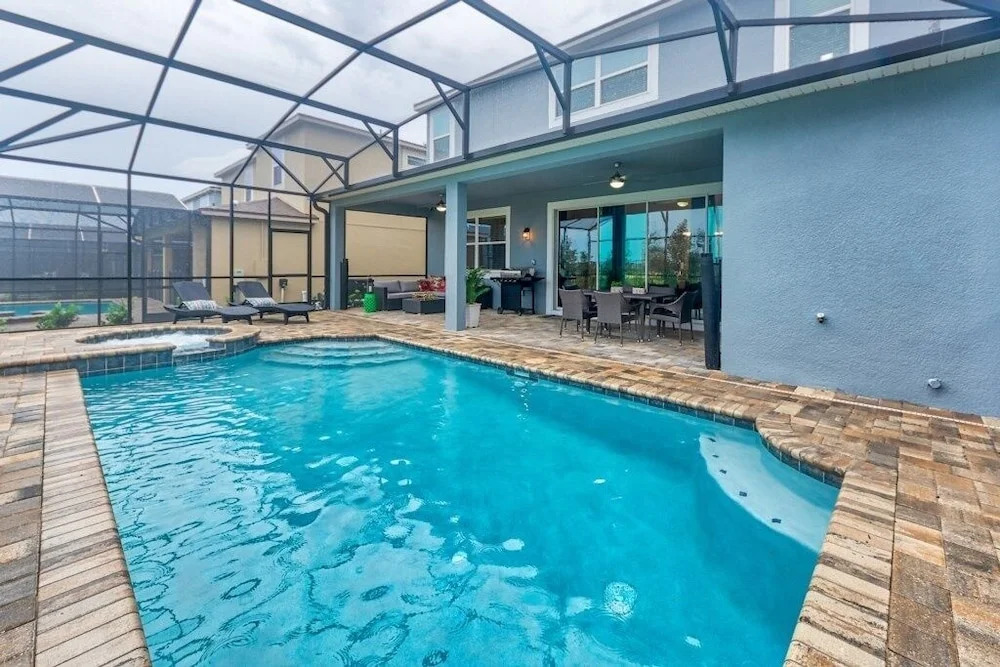 H2u - Penelope Pitstop - So9047 5 Bedroom Home