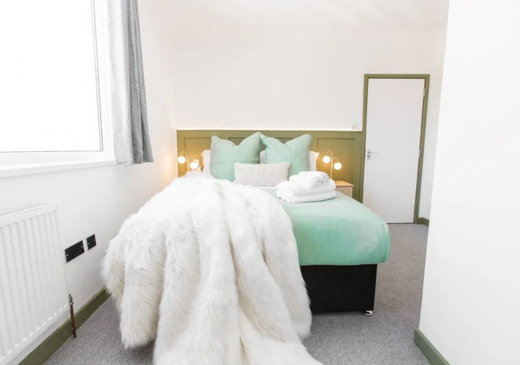 Angharad Hotel