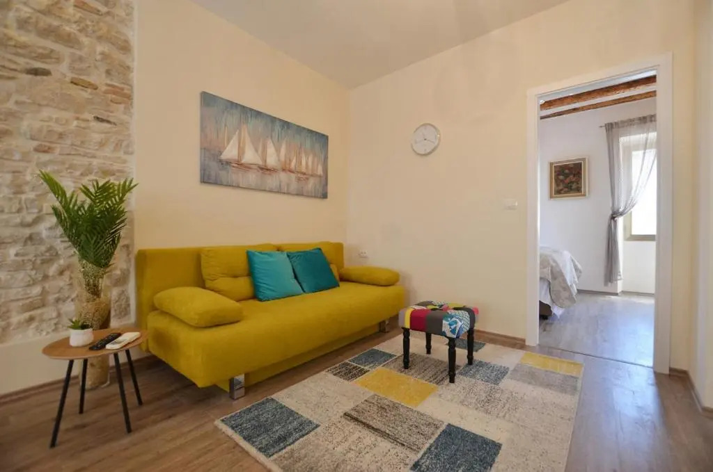 Bruno Apartment