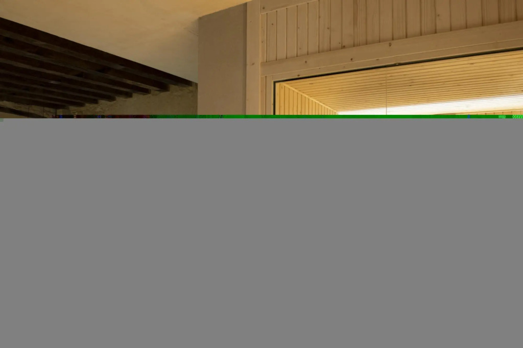 Premium apartment in El Gótico with 3 bedrooms and 3 bathrooms, two of them en suite.