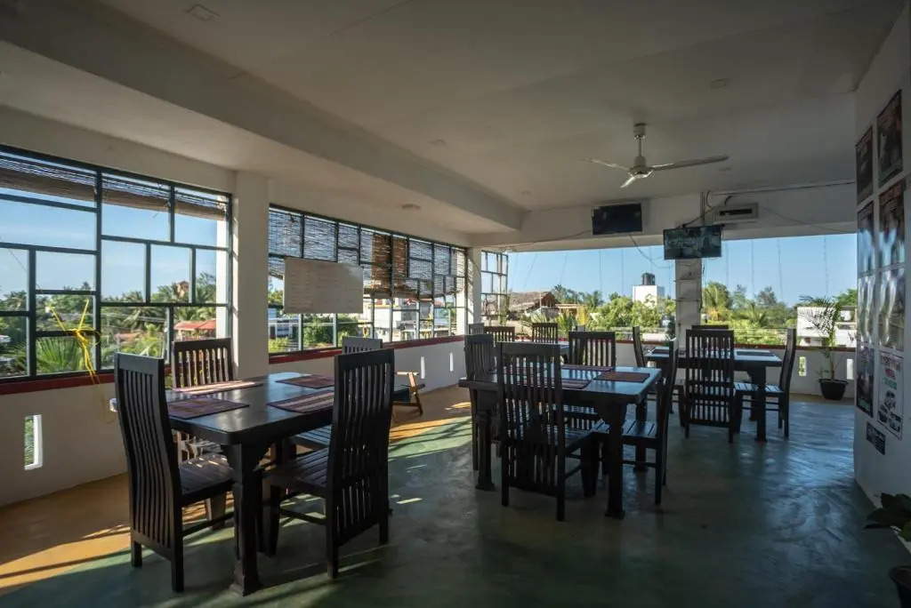 Shadow Bay Hotel