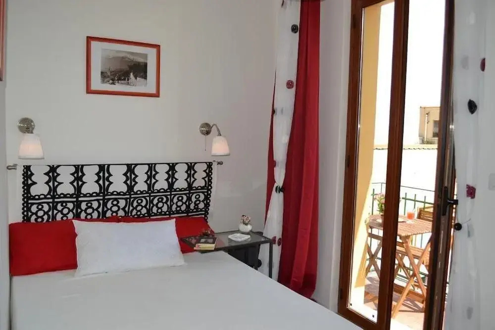 Tauromenion Guest House