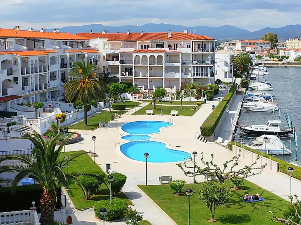 0137-sant Maurici Apartamento con Vista al Canal y Piscina