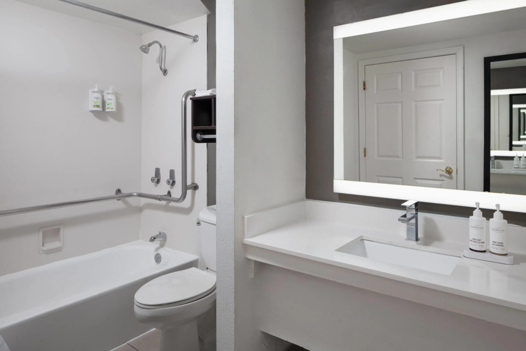 La Quinta Inn by Wyndham Omaha West