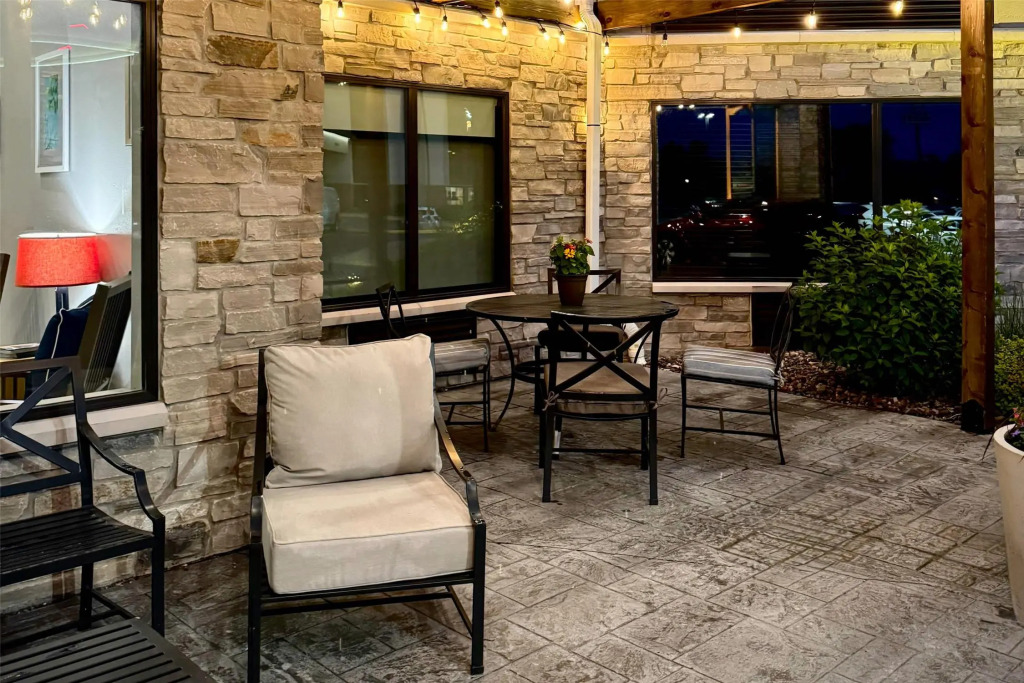 Country Inn & Suites by Radisson, Appleton, WI