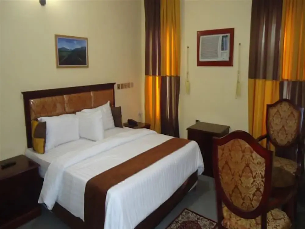 Pearl Hilton Int'l Hotel Limited