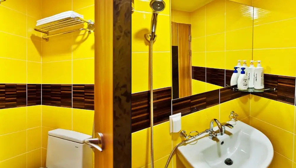 Favian Guest House