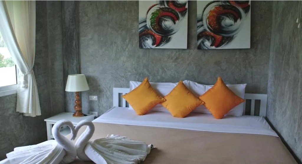 Ban's Avenue Guest House