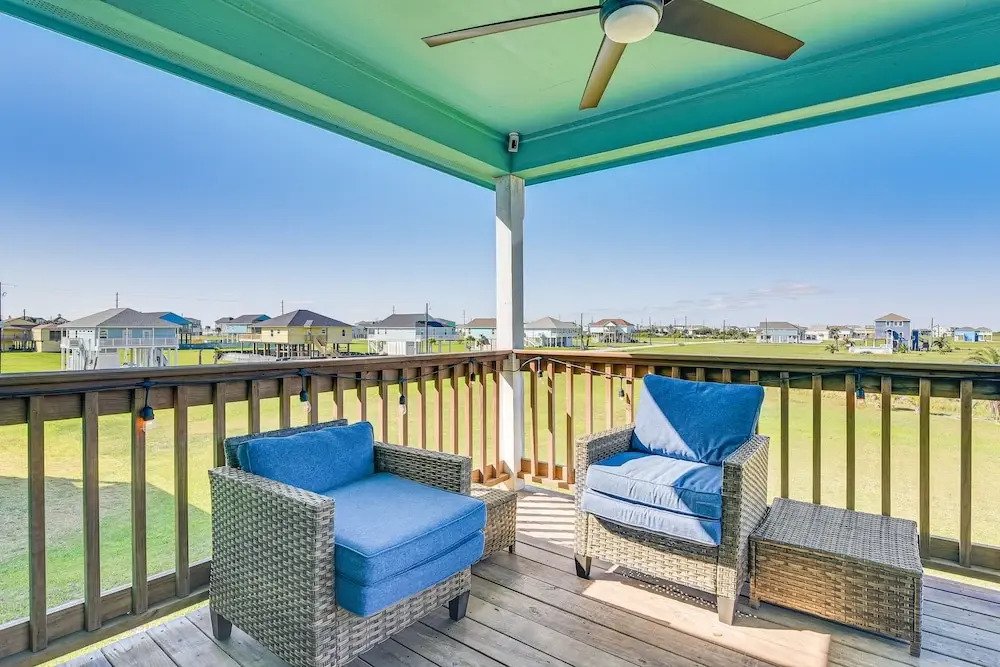 Near Beach Access: Galveston Home w/ Grill & Patio