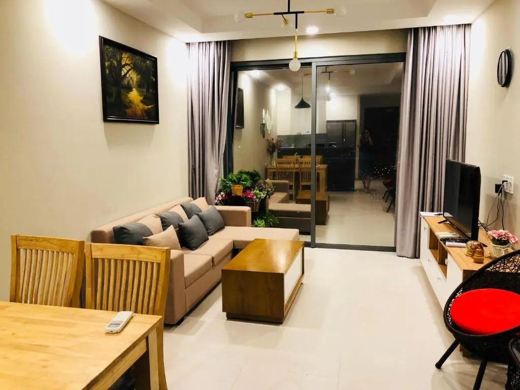 Gold View APT1/2bed/2bath/free pool and Gym