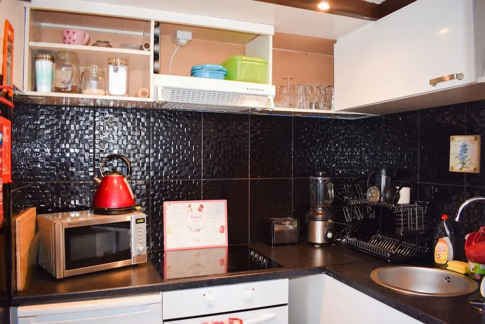 Cosy 3 Bedroom Home Near Haymarket