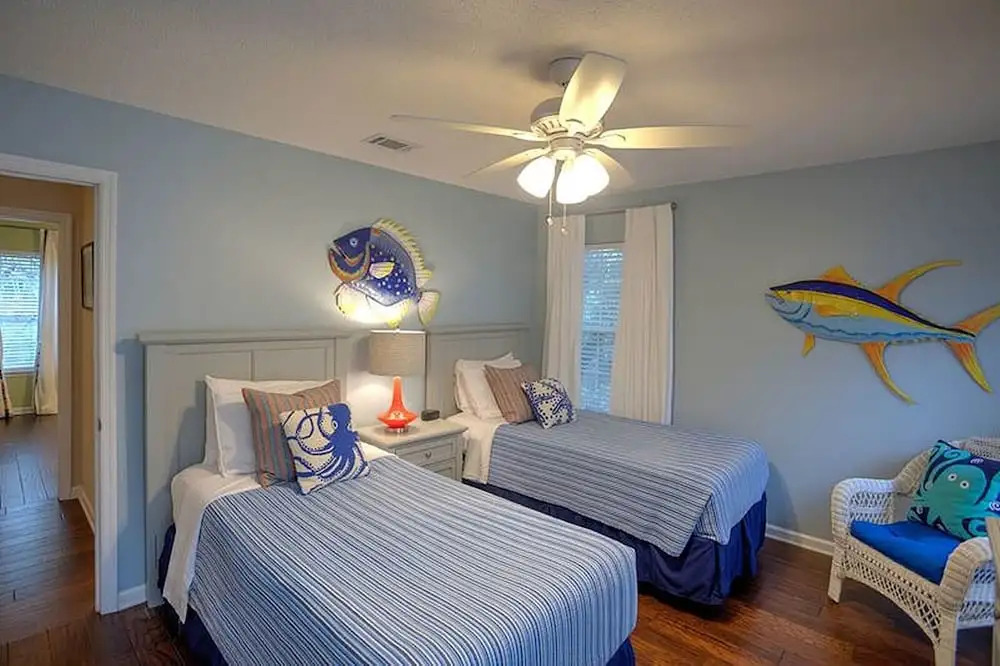 4310 14th Street by Hodnett Cooper