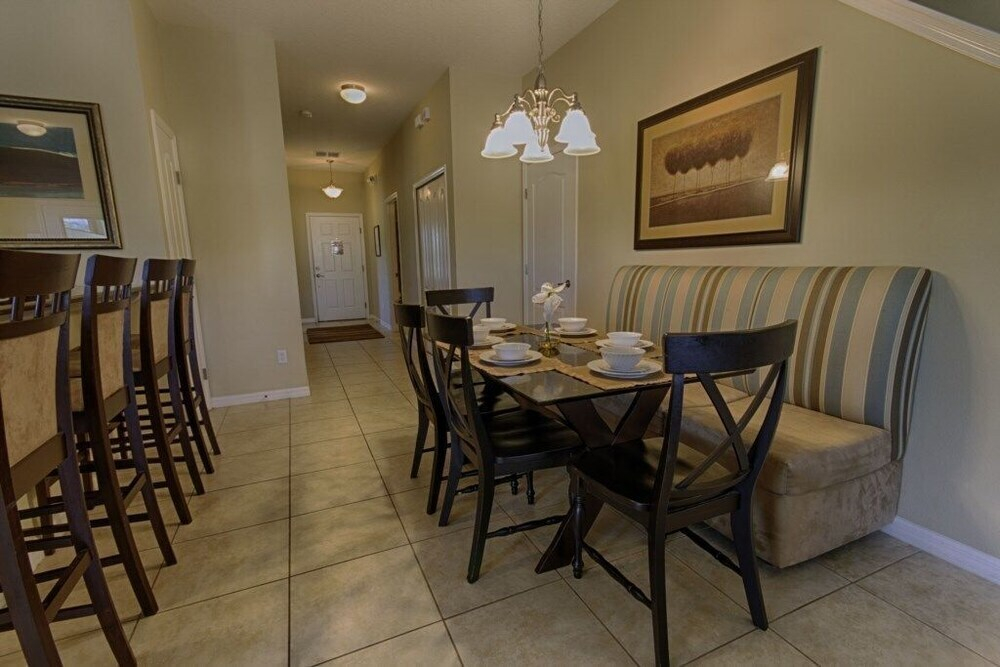 5 Br Townhome in Paradise Palms Resort - BRM 1617