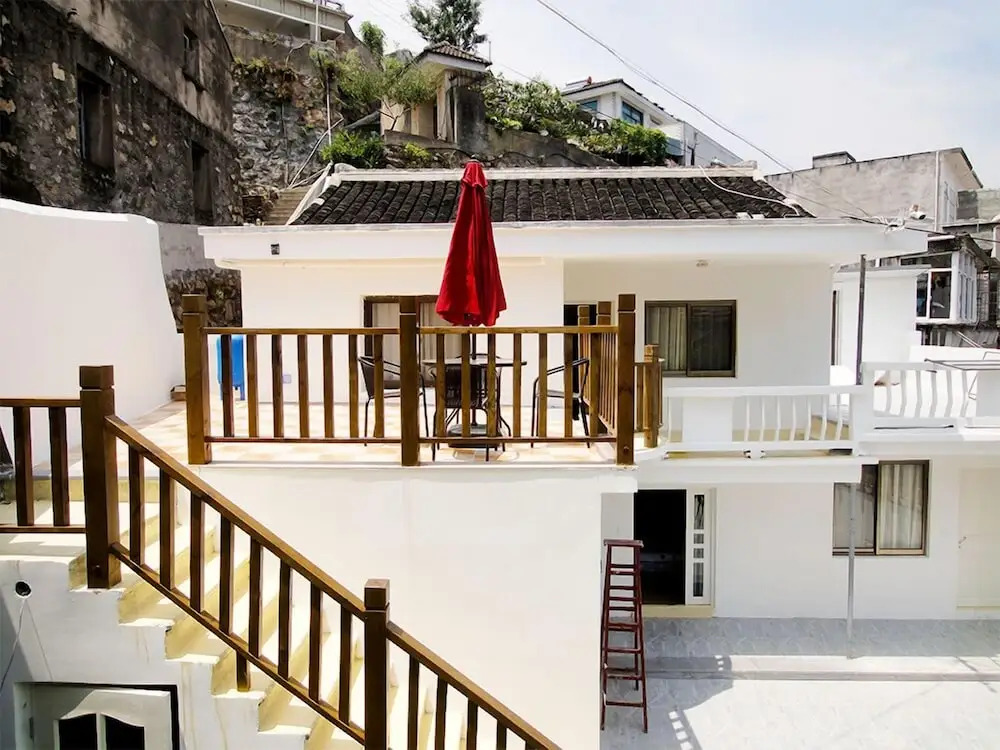 Xiang Shan Lin Hai Homestay
