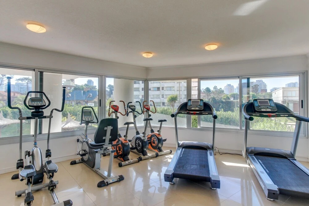 Comodo apartamento c/ piscina interior y exterior