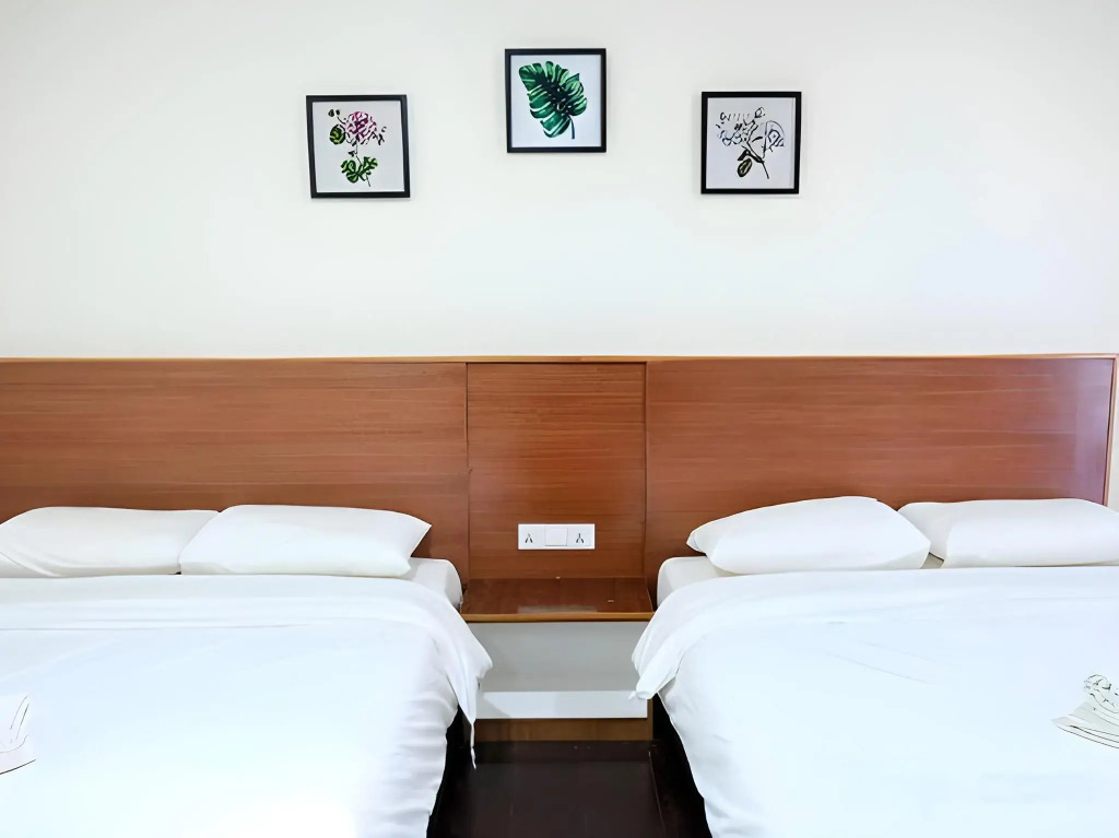 Landcons Hotel & Resort