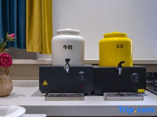 Xinmeiyue Hotel (Urumqi Jingxinyuan Political and Legal Training Center Branch)