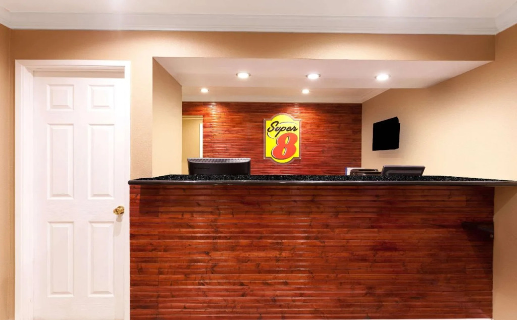 Knights Inn Buttonwillow