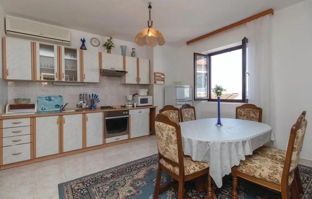 Amazing Apartment in Zadar With 2 Bedrooms and Wifi