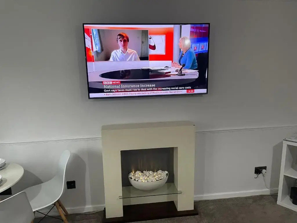 Modern 1 Bed ground floor apartment