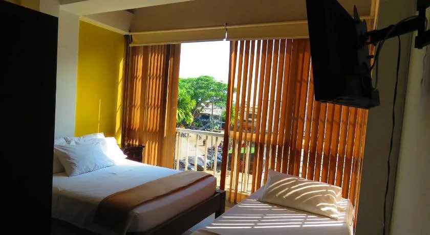 Hotel Carluval
