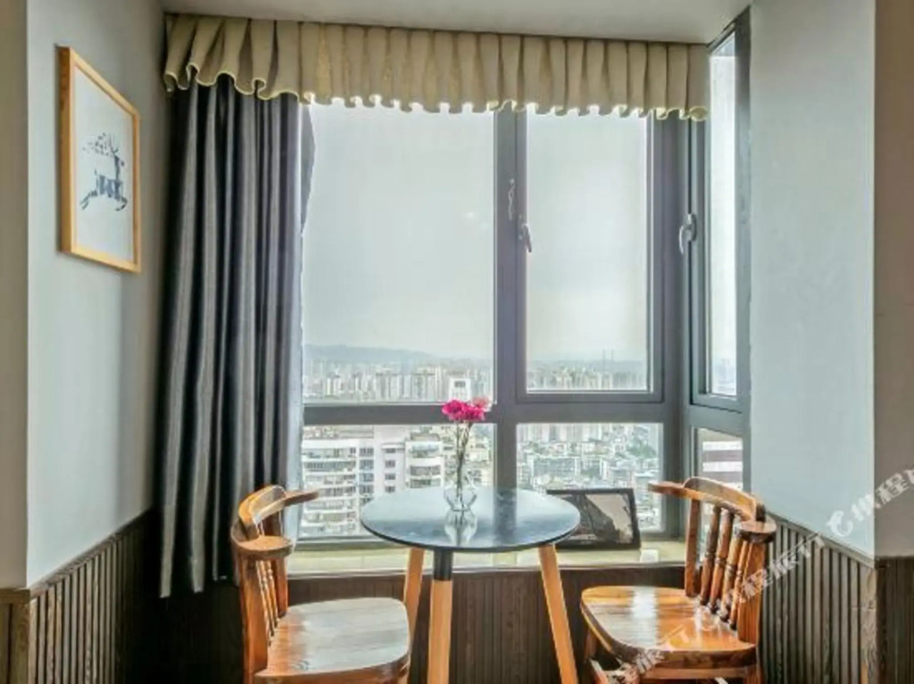 Tutu Fashion Hotel