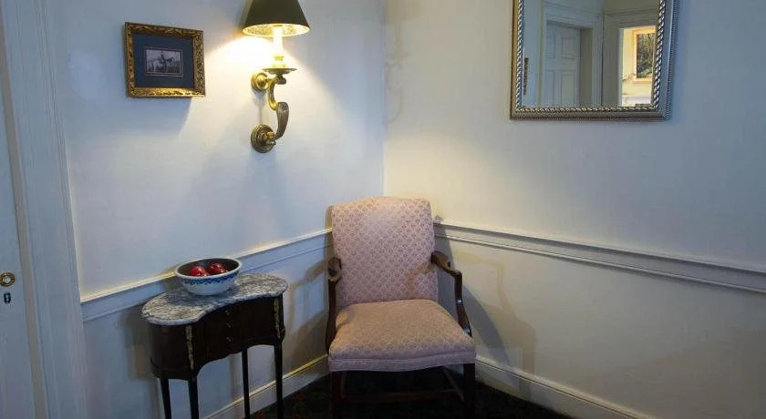 The Inn at Lincoln Square
