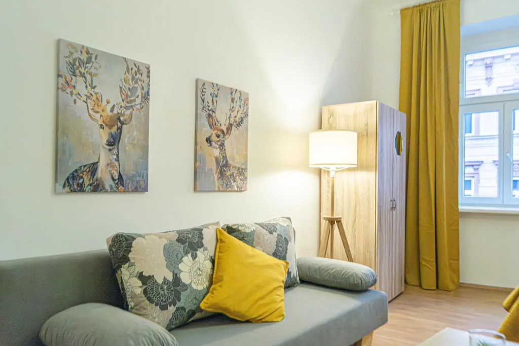 Economy Apartment well connected to the whole city