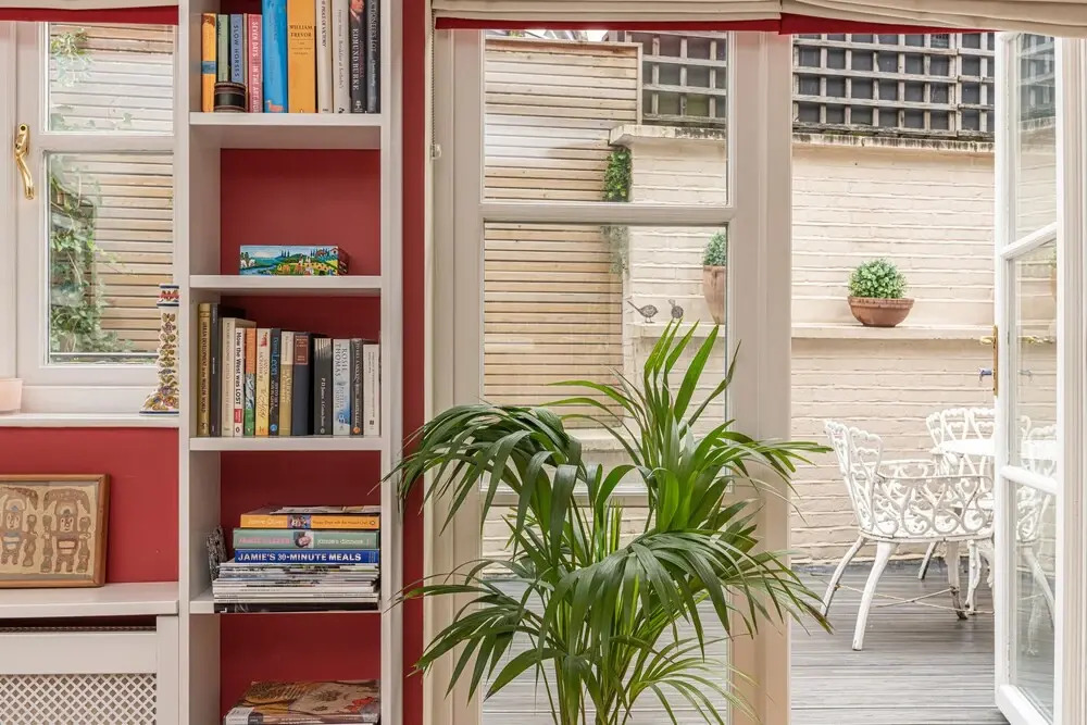 JOIVY Lovely 2bed House in Wandsworth w/ Backyard Patio