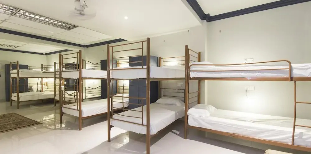 ZEN Hostel The Bed Station