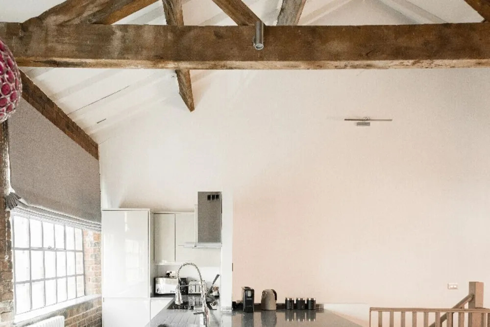 The Warehouse Loft - Trendy Converted Warehouse 3BDR