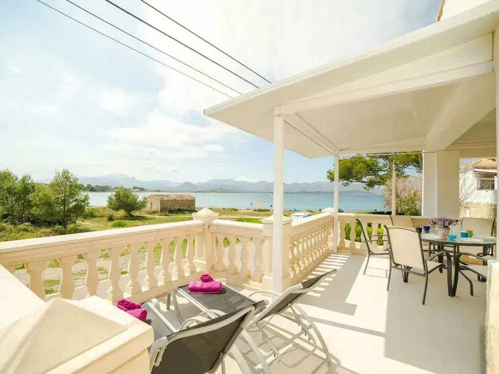 Apartment by Alcudia Bay