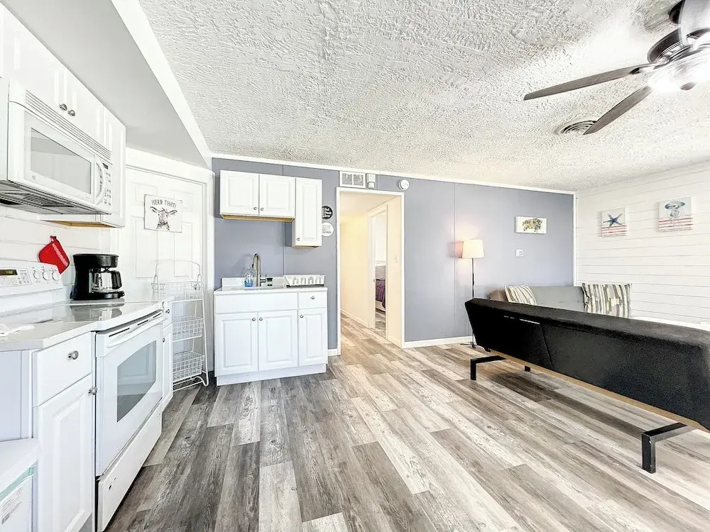 2 Bed Altamonte Springs Apartment Unit #1