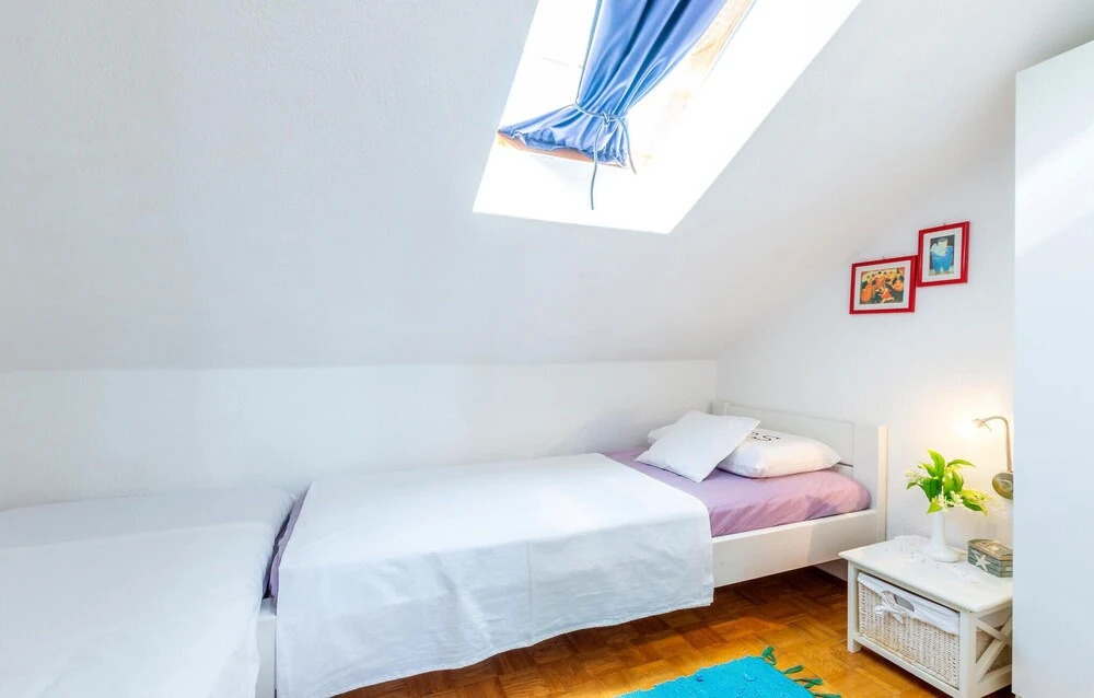 Amazing Home in Splitska With 3 Bedrooms, Wifi and Outdoor Swimming Pool