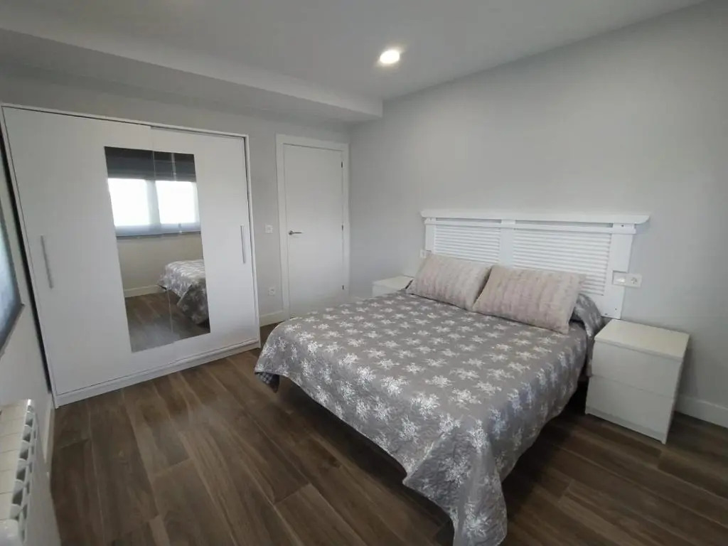 Apartamento Manuela, totalmente nuevo, 8 km de la playa