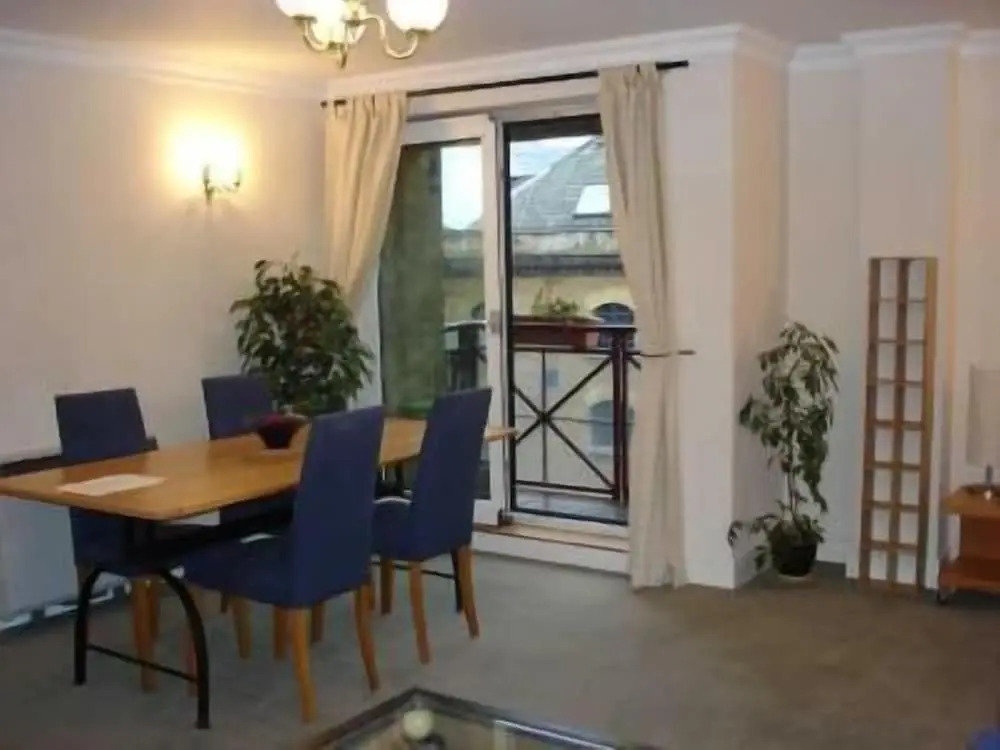 London Tower Bridge Apartments