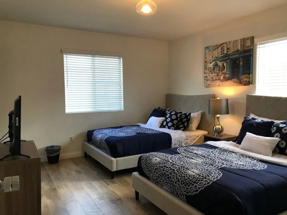Downtown LA Comfortable Bedrooms