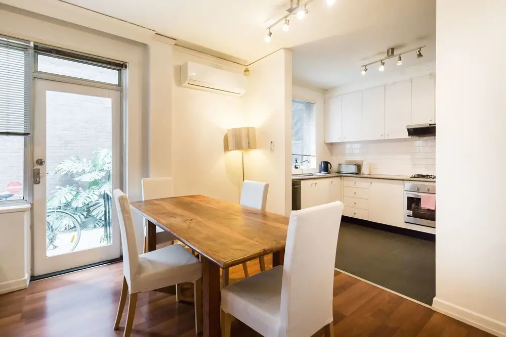 SELENA, 2BDR South Yarra Apartment
