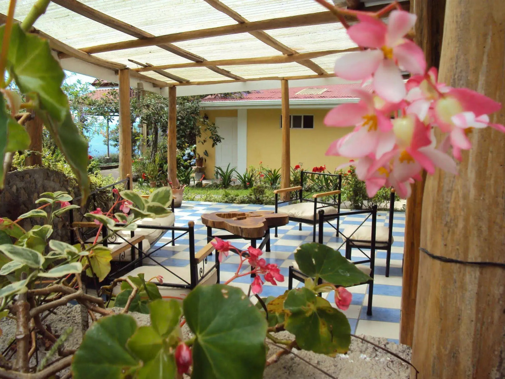 Guayabo Lodge