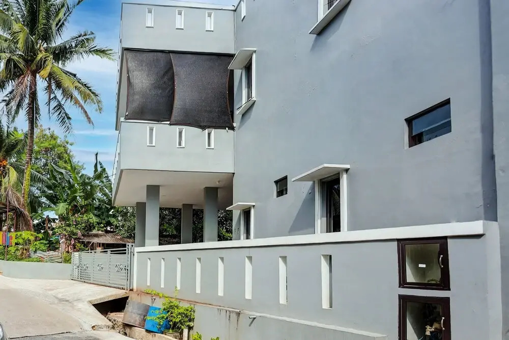 OYO 92524 dCost Homestay
