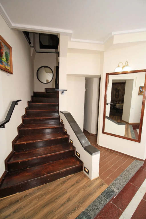 villa old sololaki