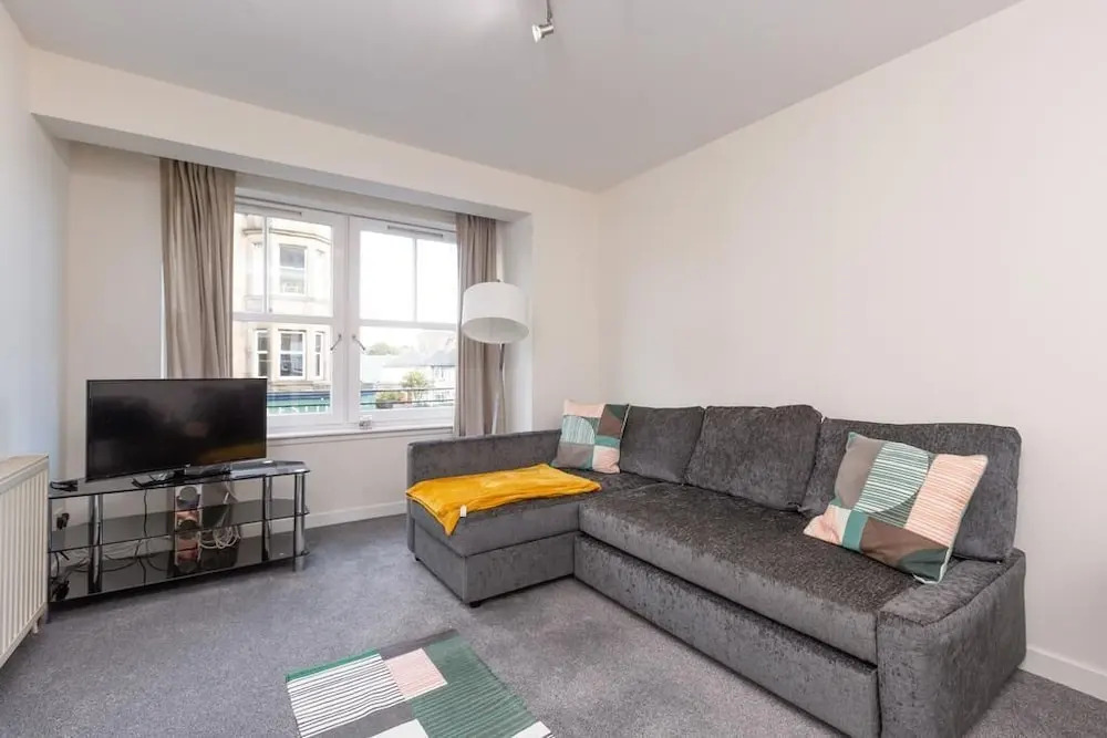 Polwarth Gardens Edinburgh Apartment