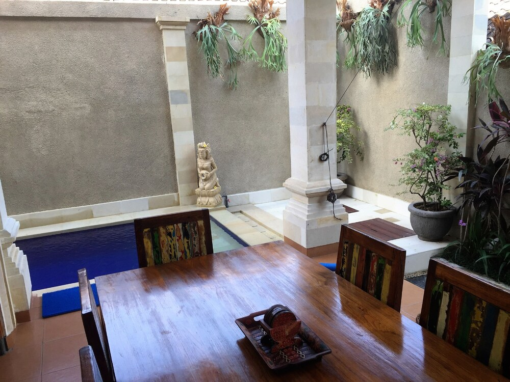 Samas Cottages and Villas