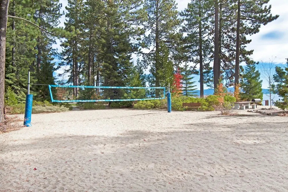 Wheelehan House - Close to Tahoe City & Tahoe Park HOA Beach Access!
