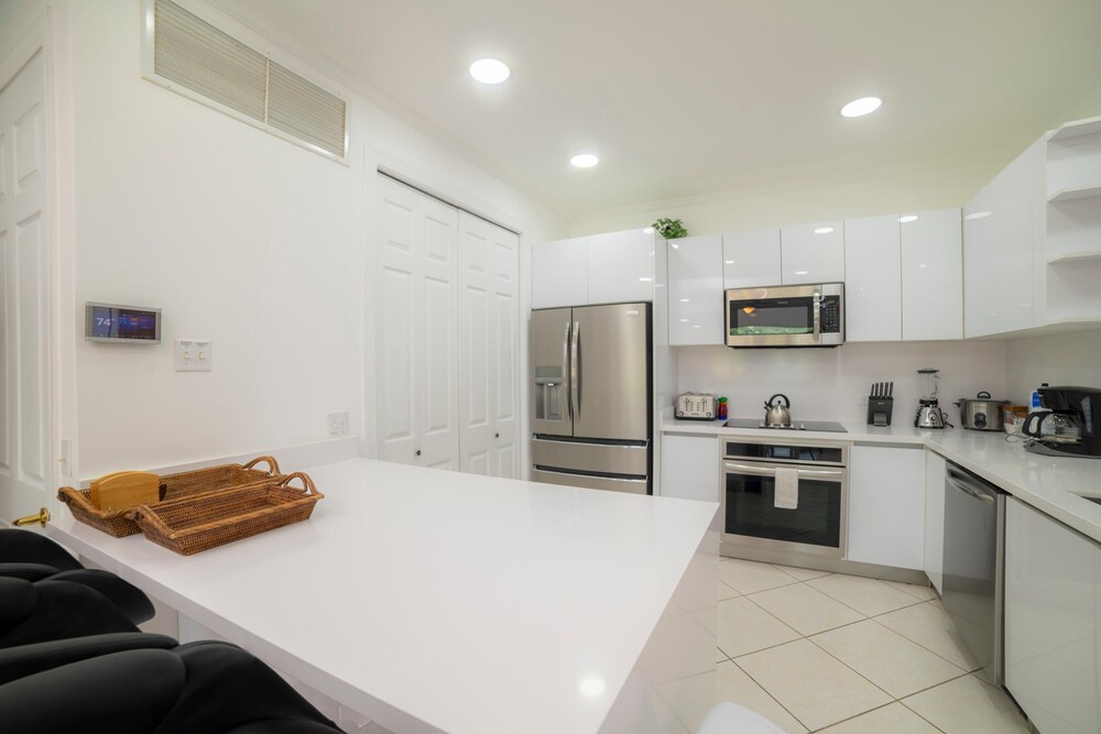 Colina 5D - 3 bdr 2 Bath Family