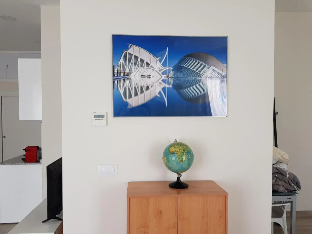 Spacious studio apartment in Cabanyal
