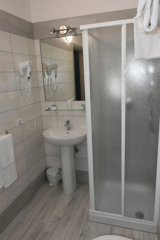 Albano Station Rooms